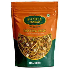 FAMILY ROYAL MIX NAMKEEN 400G OFFER 25 MRP COOKIES FREE
